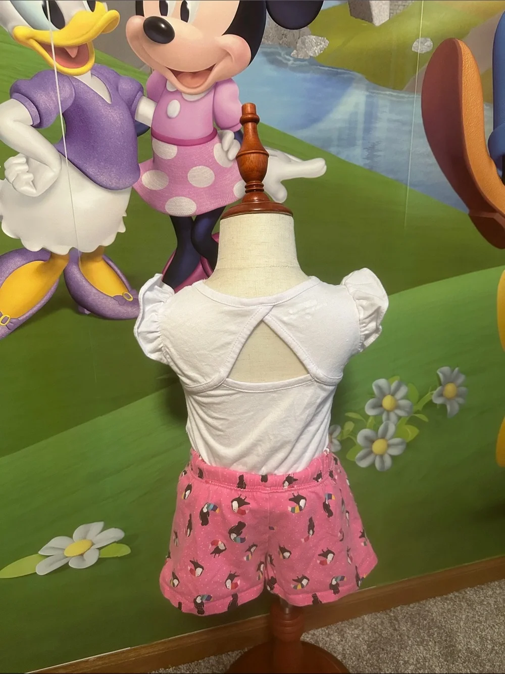 Girls White Camera Graphic Tee & Pink Penguin Shorts Set